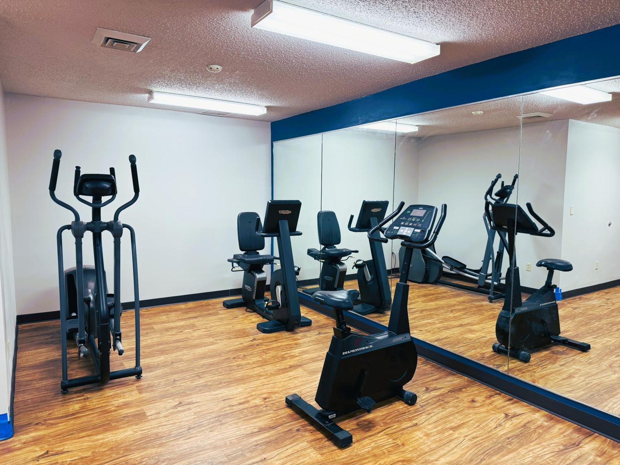 Comfort Inn & Suites Sheboygan I-43 Екстер'єр фото