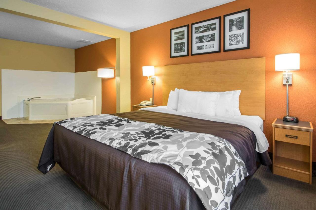 Sleep Inn & Suites Sheboygan I-43 Екстер'єр фото