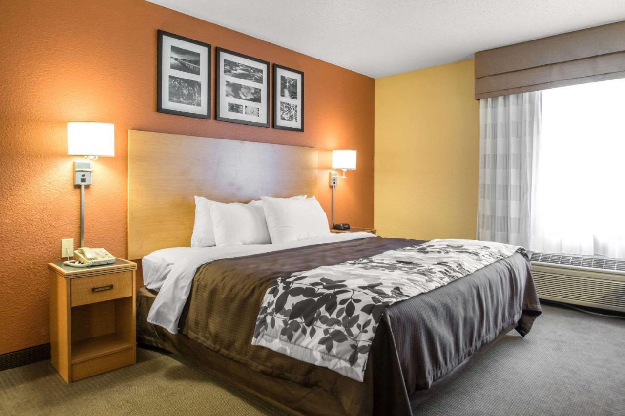 Comfort Inn & Suites Sheboygan I-43 Екстер'єр фото